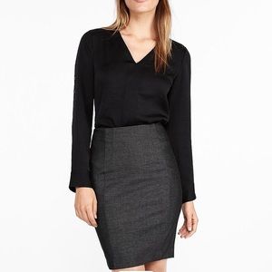 Express Seamed Pencil Skirt